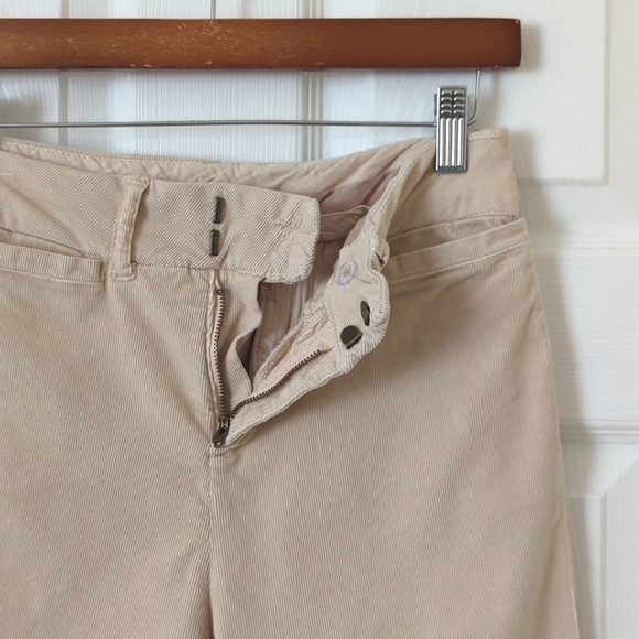BDG Urban Outfitters Classic Pinwale Corduroy High Waisted Bootcut Pants Cream 2 - Picture 7 of 13